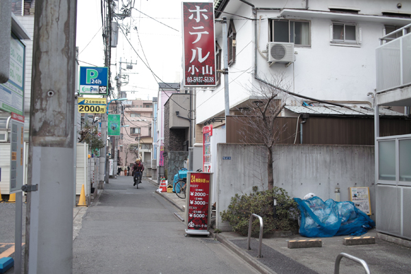 大久保・新大久保駅